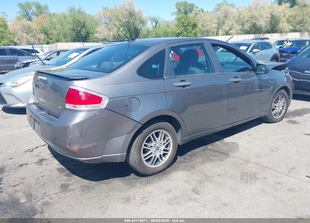 2011 FORD FOCUS VIN: 1FAHP3FN8BW127054