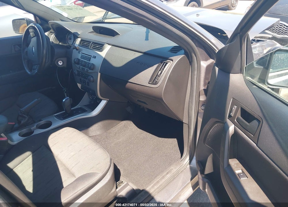 2011 FORD FOCUS VIN: 1FAHP3FN8BW127054