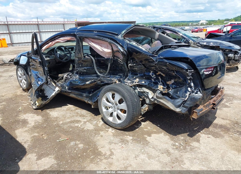 2009 HONDA ACCORD 2.4 EX VIN: JHMCP26729C003081