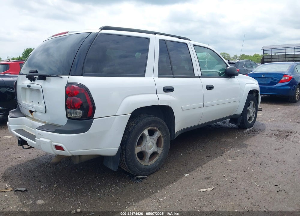 2007 CHEVROLET TRAILBLAZER LS/LT VIN: 1GNDT13S872290747