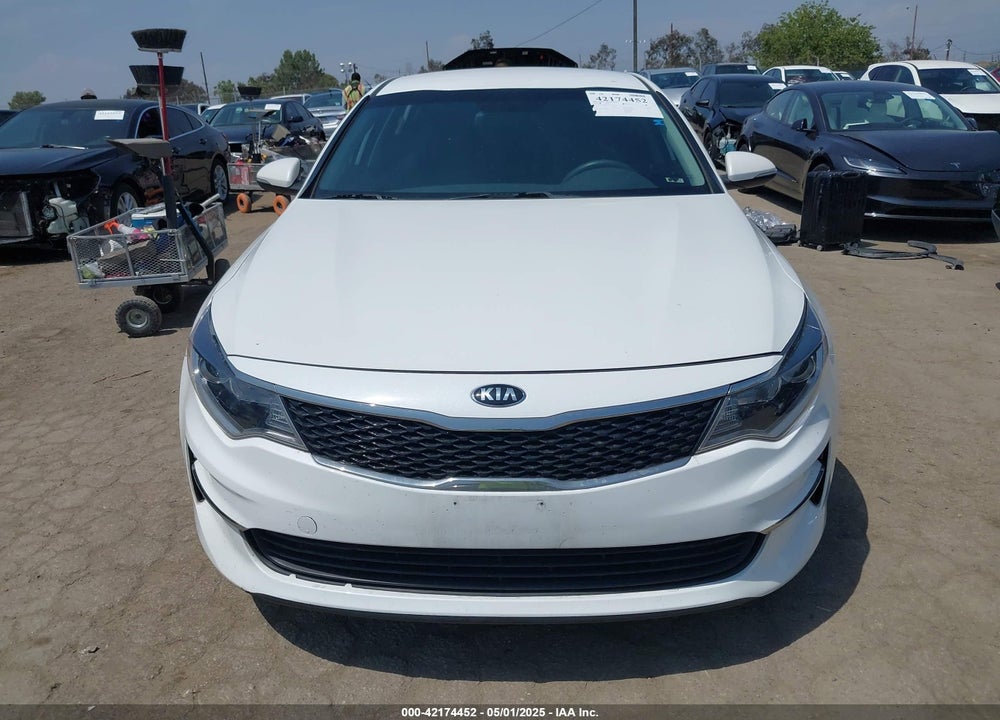 2018 KIA OPTIMA LX VIN: KNAGT4L3XJ5216216