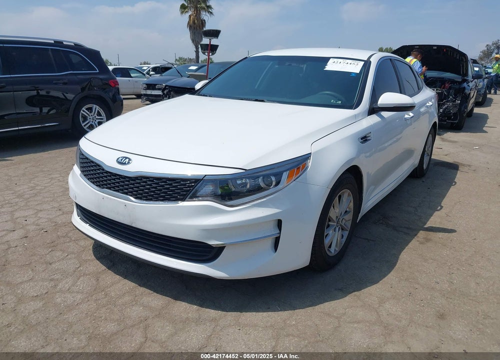 2018 KIA OPTIMA LX VIN: KNAGT4L3XJ5216216