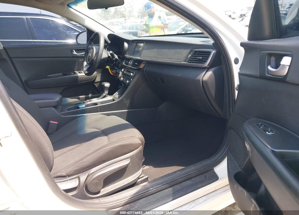 2018 KIA OPTIMA LX VIN: KNAGT4L3XJ5216216
