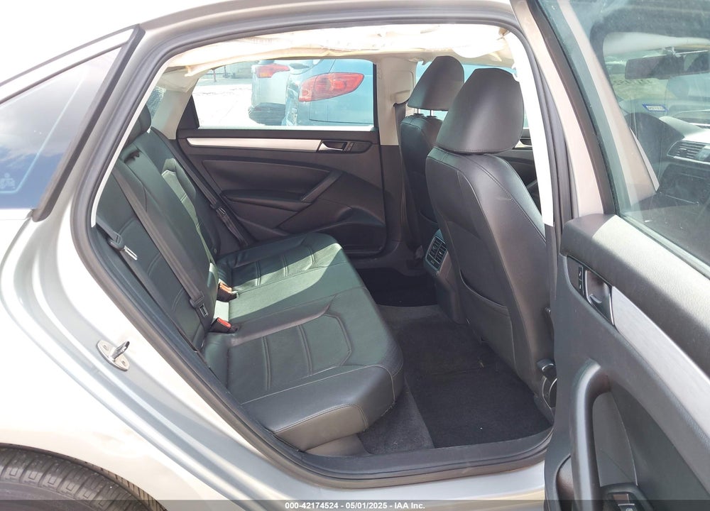 2013 VOLKSWAGEN PASSAT VIN: 1VWBP7A30DC144719
