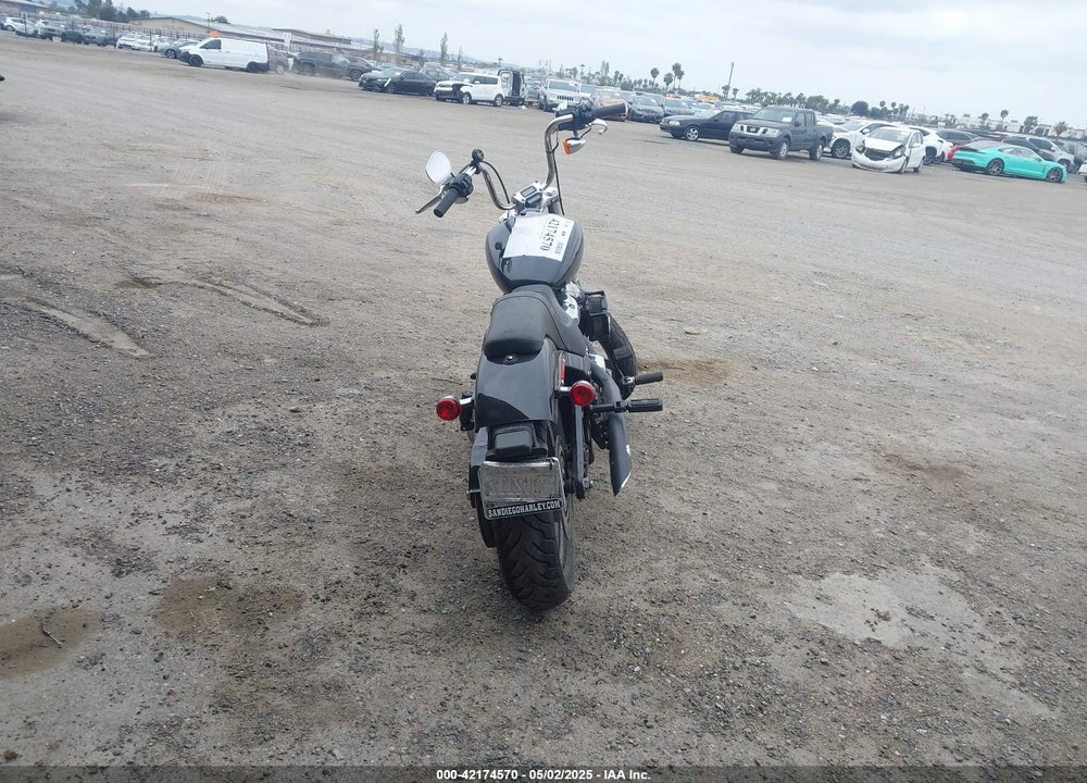 2022 HARLEY-DAVIDSON FXST VIN: 1HD1BVJ29NB027087