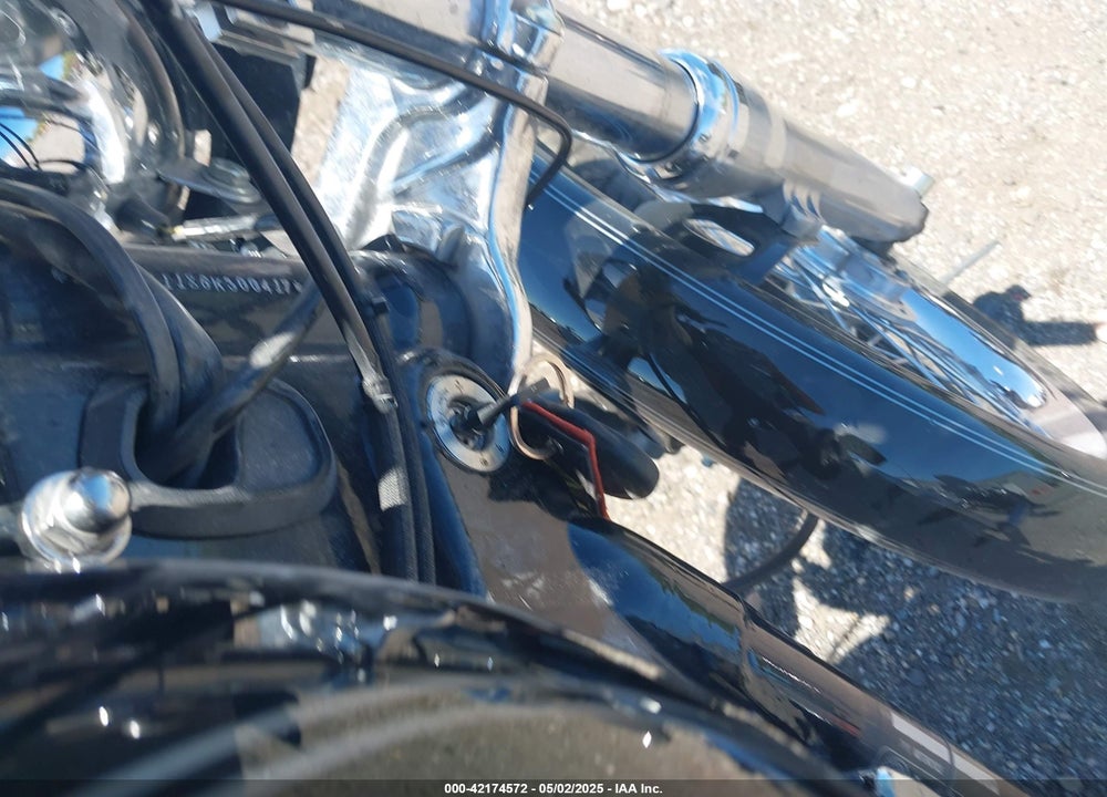 2006 HARLEY-DAVIDSON FXDLI VIN: 1HD1GN1186K300417