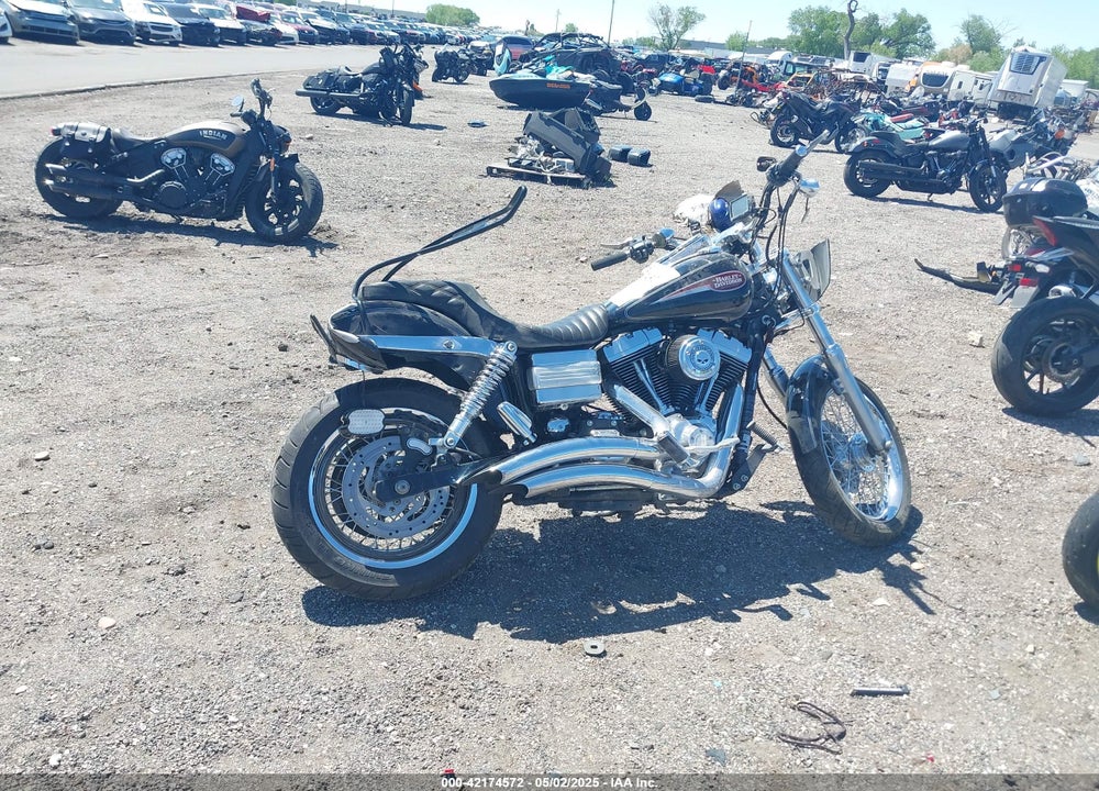 2006 HARLEY-DAVIDSON FXDLI VIN: 1HD1GN1186K300417