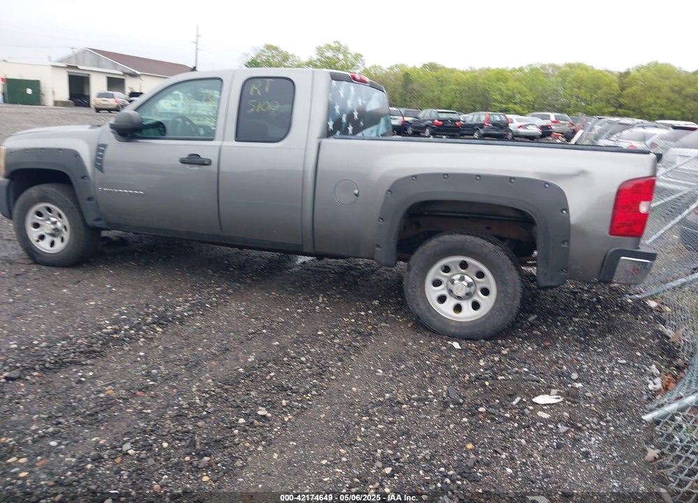 2008 CHEVROLET SILVERADO 1500 WORK TRUCK VIN: 1GCEK19J58Z153871