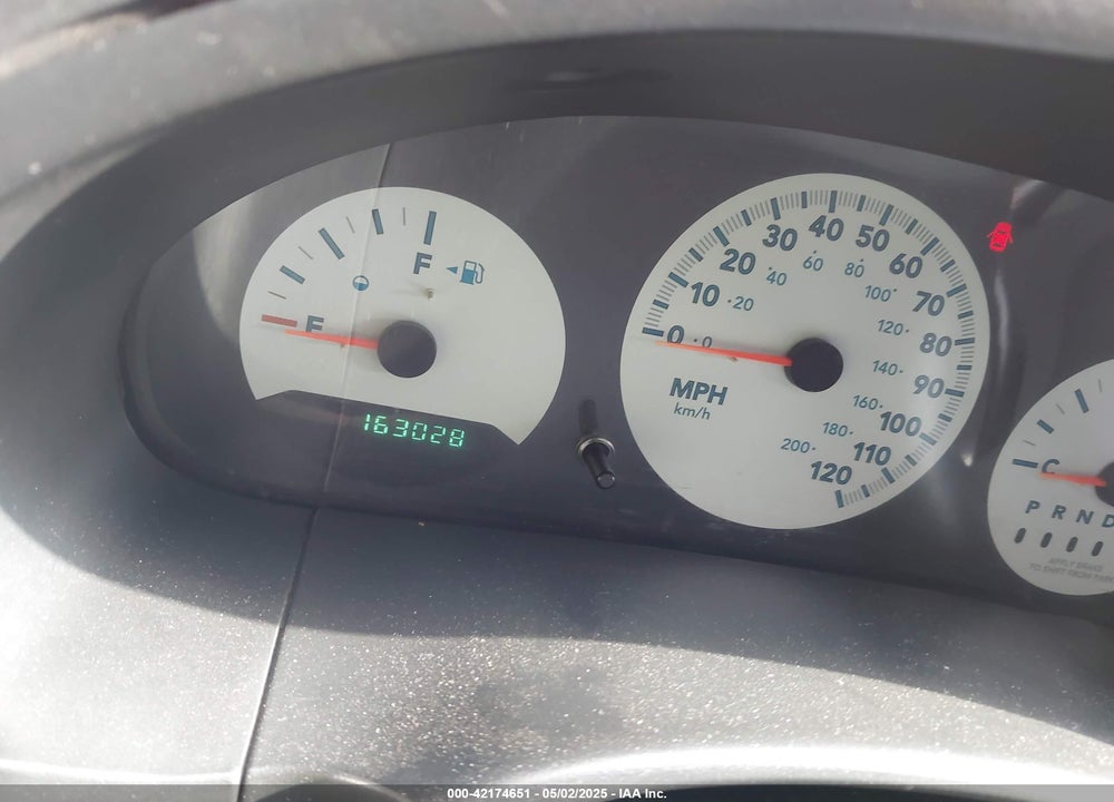 2006 CHRYSLER TOWN & COUNTRY VIN: 1A4GP45R86B572529