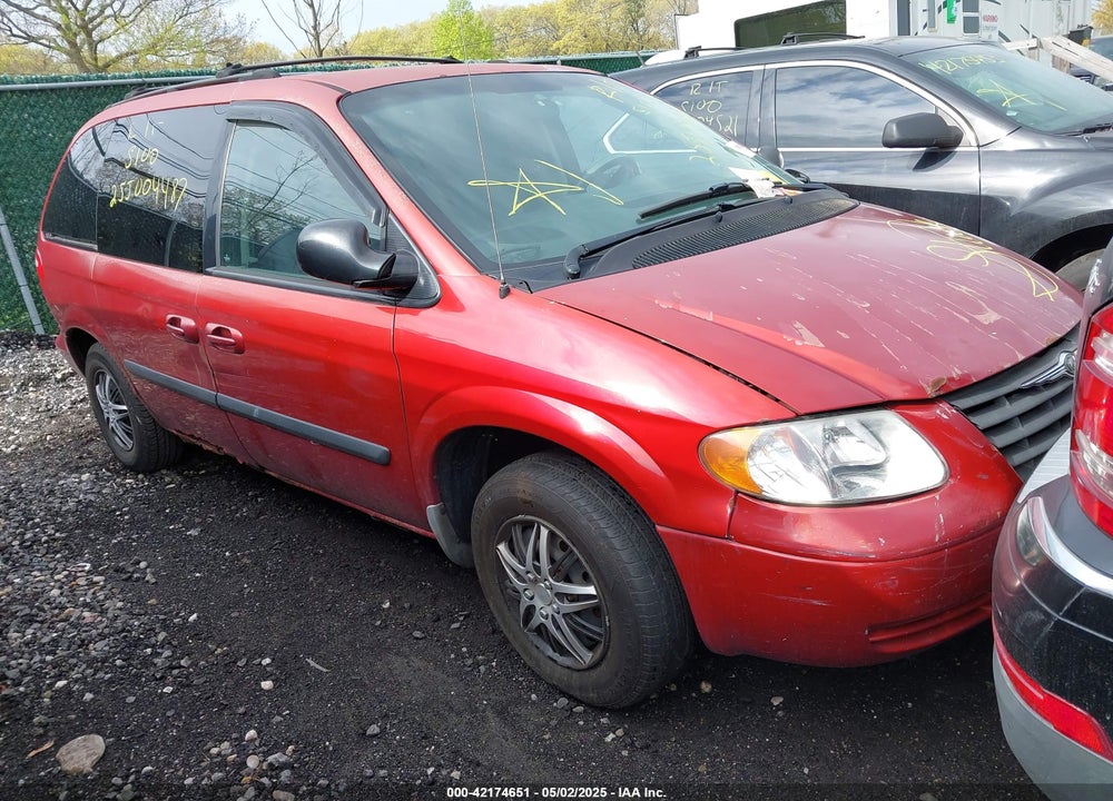 2006 CHRYSLER TOWN & COUNTRY VIN: 1A4GP45R86B572529