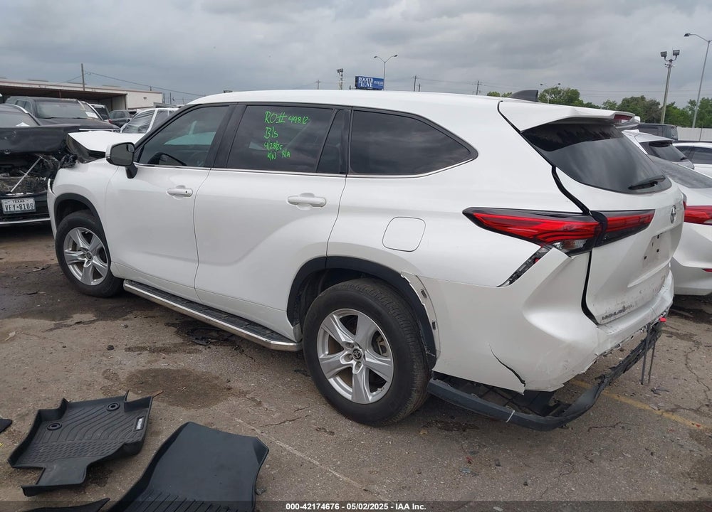 2022 TOYOTA HIGHLANDER VIN: 5TDCZRAH0NS553876