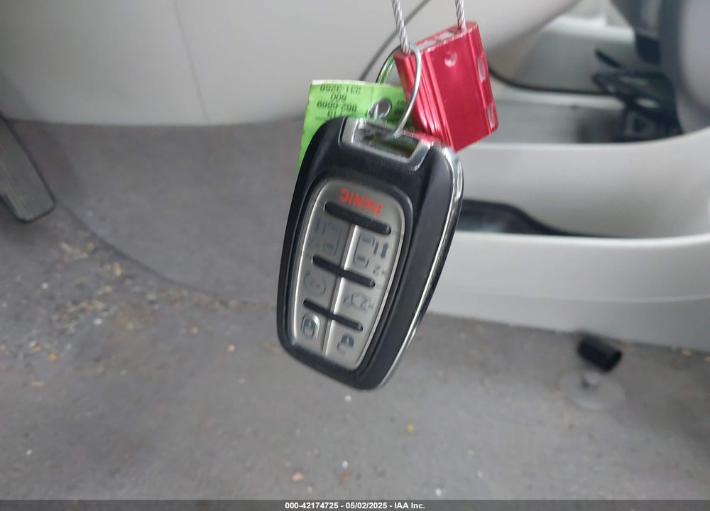 2018 CHRYSLER PACIFICA VIN: 2C4RC1BG3JR142591