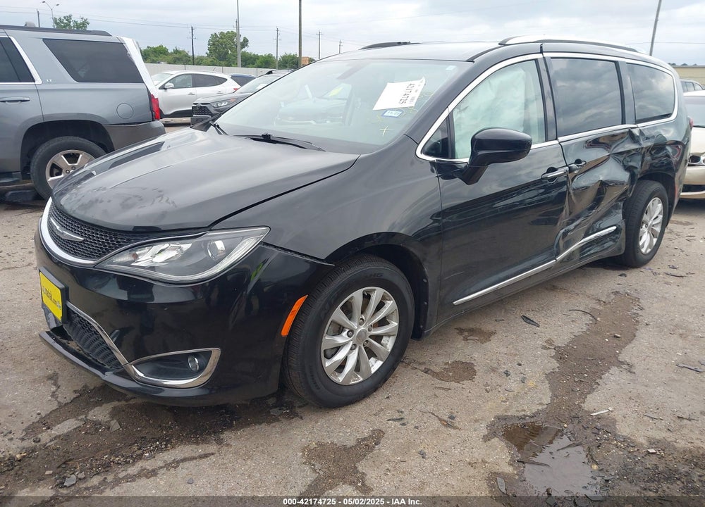 2018 CHRYSLER PACIFICA VIN: 2C4RC1BG3JR142591