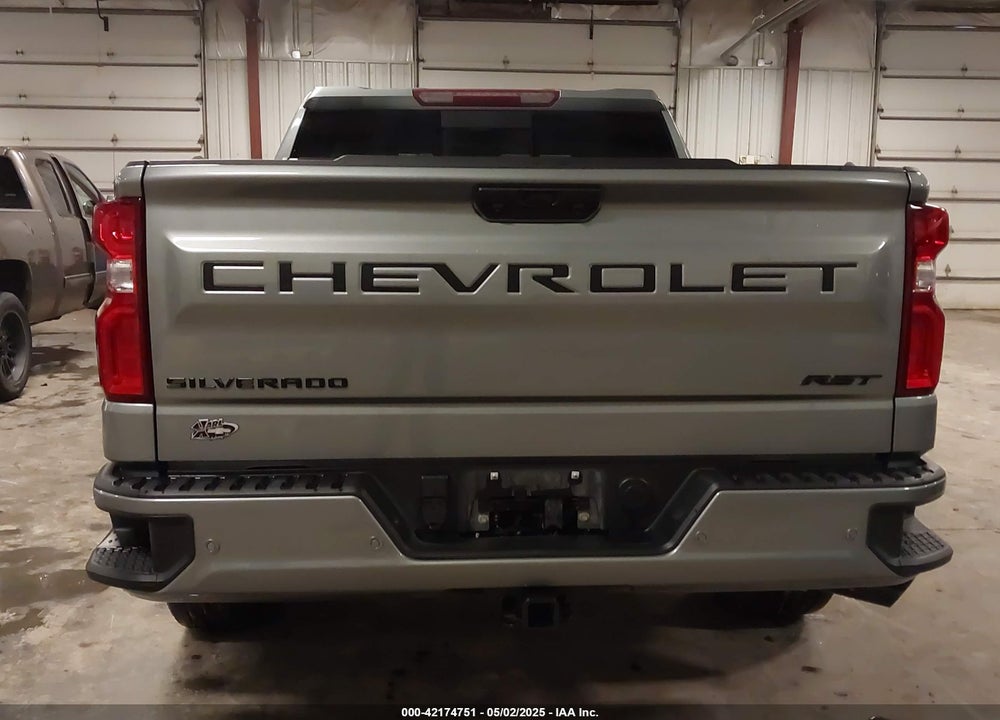 2024 CHEVROLET SILVERADO 1500 VIN: 1GCUDEE88RZ262021