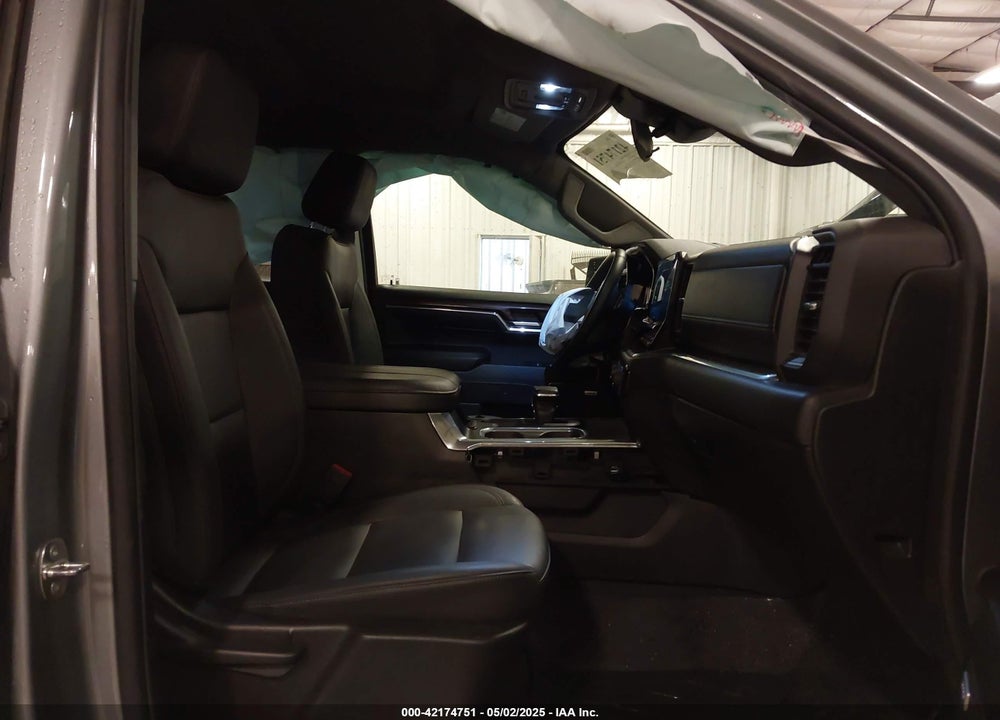 2024 CHEVROLET SILVERADO 1500 VIN: 1GCUDEE88RZ262021