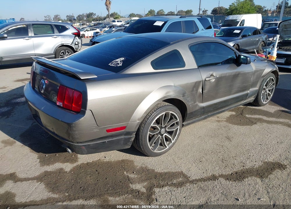 2005 FORD MUSTANG V6 DELUXE/V6 PREMIUM VIN: 1ZVFT80N355129272