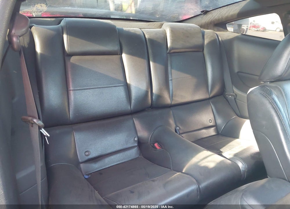 2005 FORD MUSTANG V6 DELUXE/V6 PREMIUM VIN: 1ZVFT80N355129272