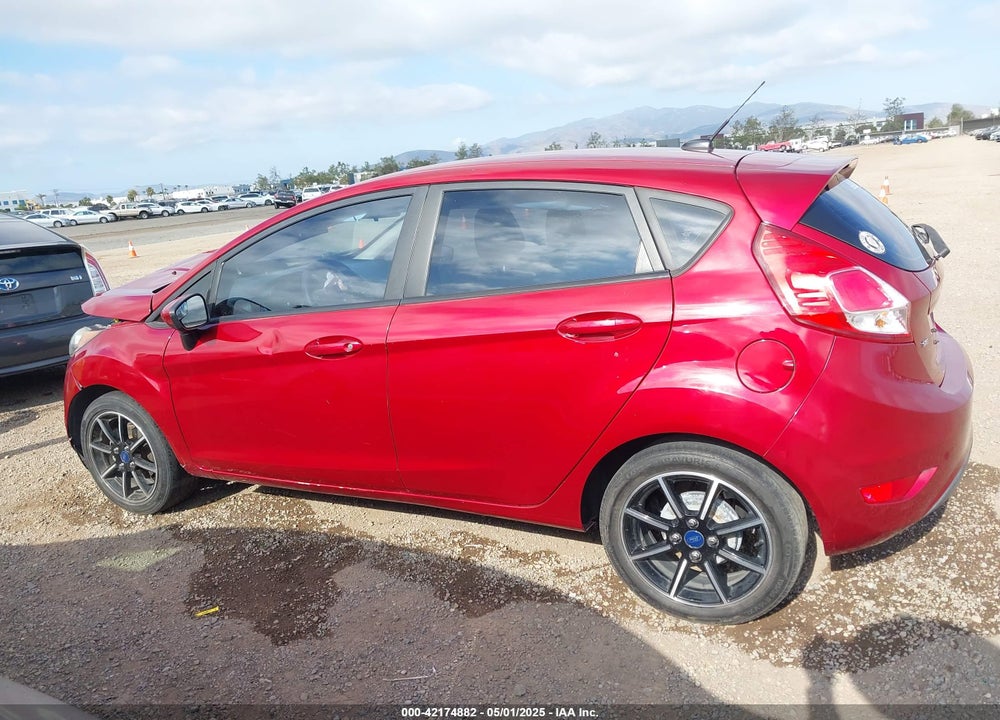 2017 FORD FIESTA SE VIN: 3FADP4EJ6HM158248