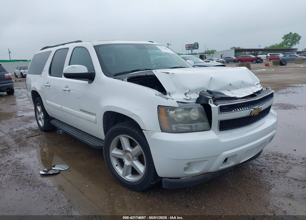 2008 CHEVROLET SUBURBAN 1500 LT VIN: 3GNFC16038G200142
