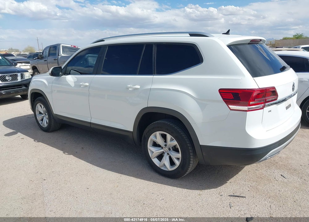 2018 VOLKSWAGEN ATLAS VIN: 1V2KR2CA6JC576835
