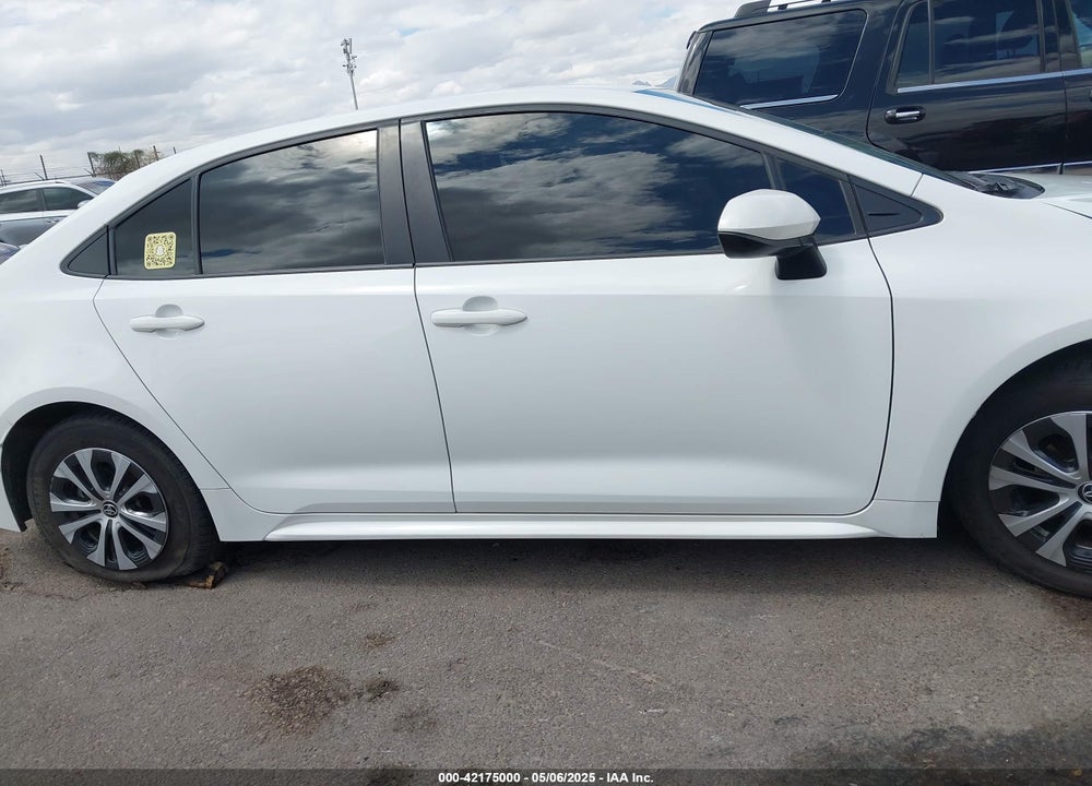2022 TOYOTA COROLLA VIN: JTDEAMDE4N3001674