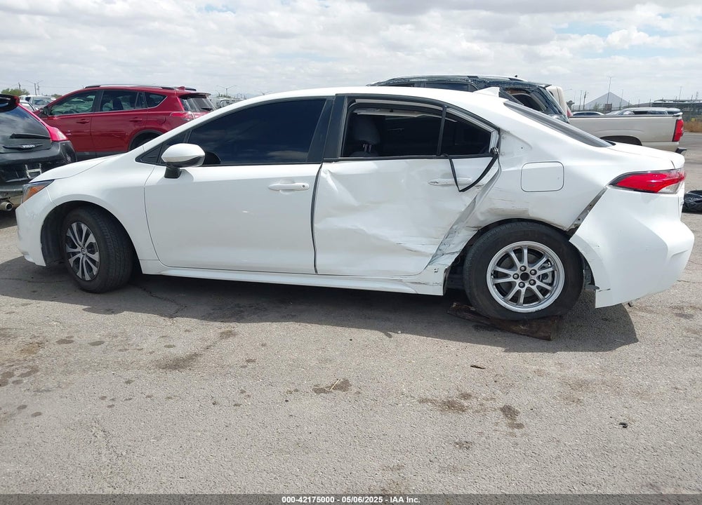 2022 TOYOTA COROLLA VIN: JTDEAMDE4N3001674