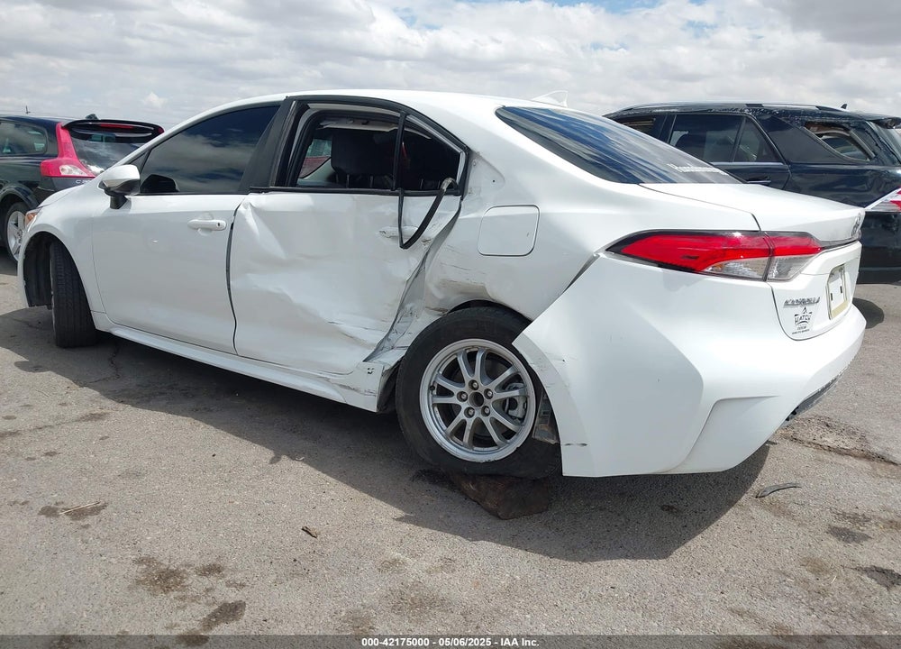 2022 TOYOTA COROLLA VIN: JTDEAMDE4N3001674