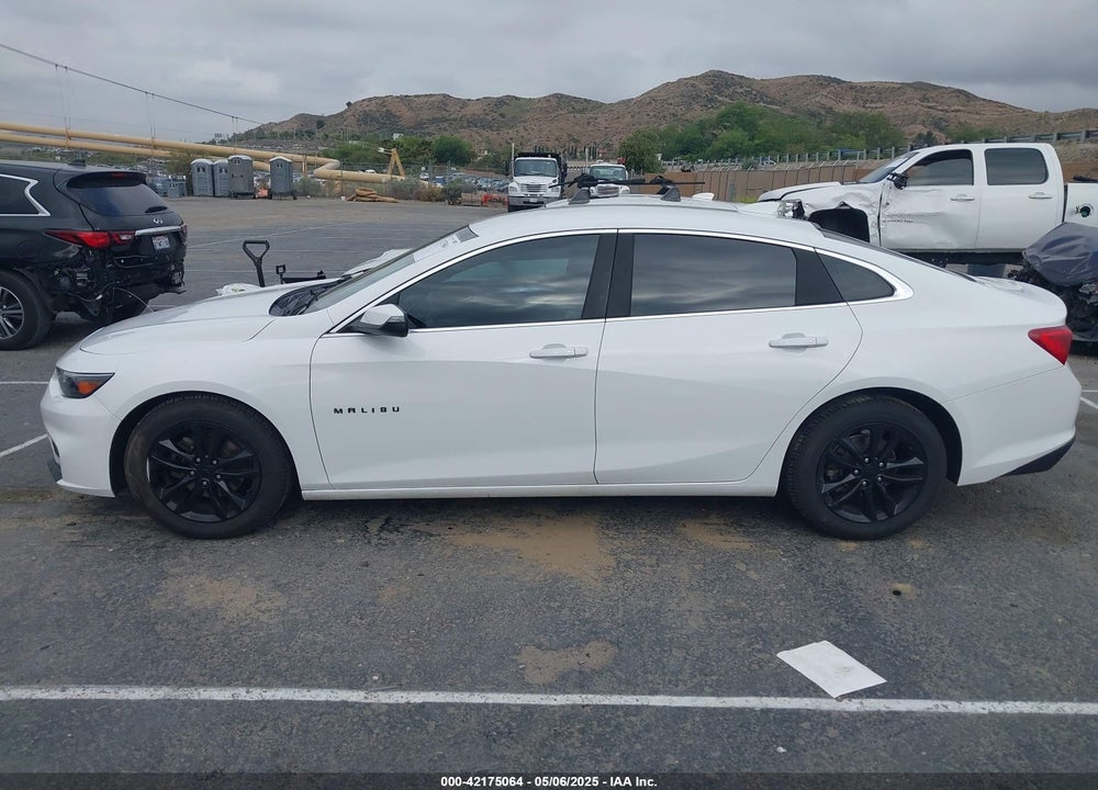 2018 CHEVROLET MALIBU VIN: 1G1ZD5ST8JF124833
