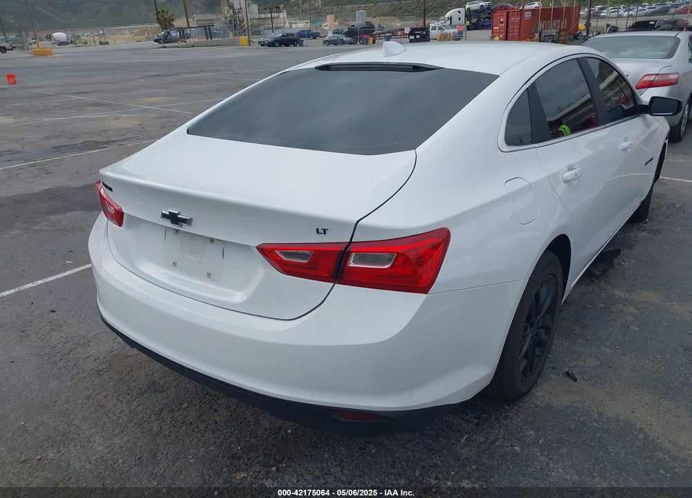 2018 CHEVROLET MALIBU VIN: 1G1ZD5ST8JF124833