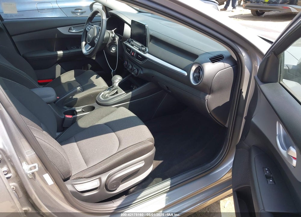 2024 KIA FORTE LXS VIN: 3KPF24AD7RE837541