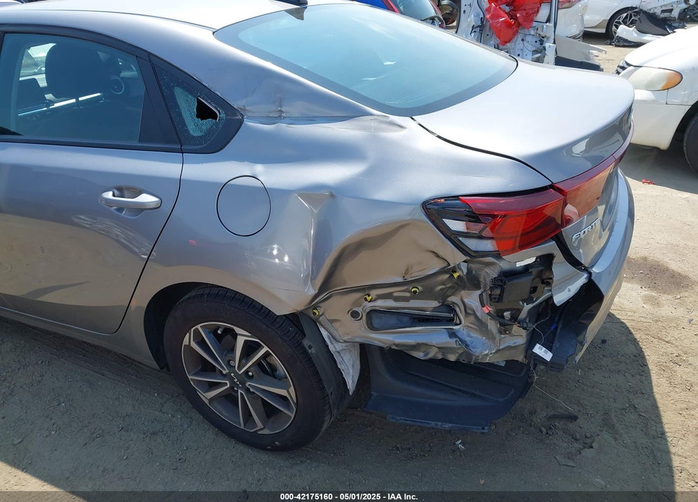 2024 KIA FORTE LXS VIN: 3KPF24AD7RE837541