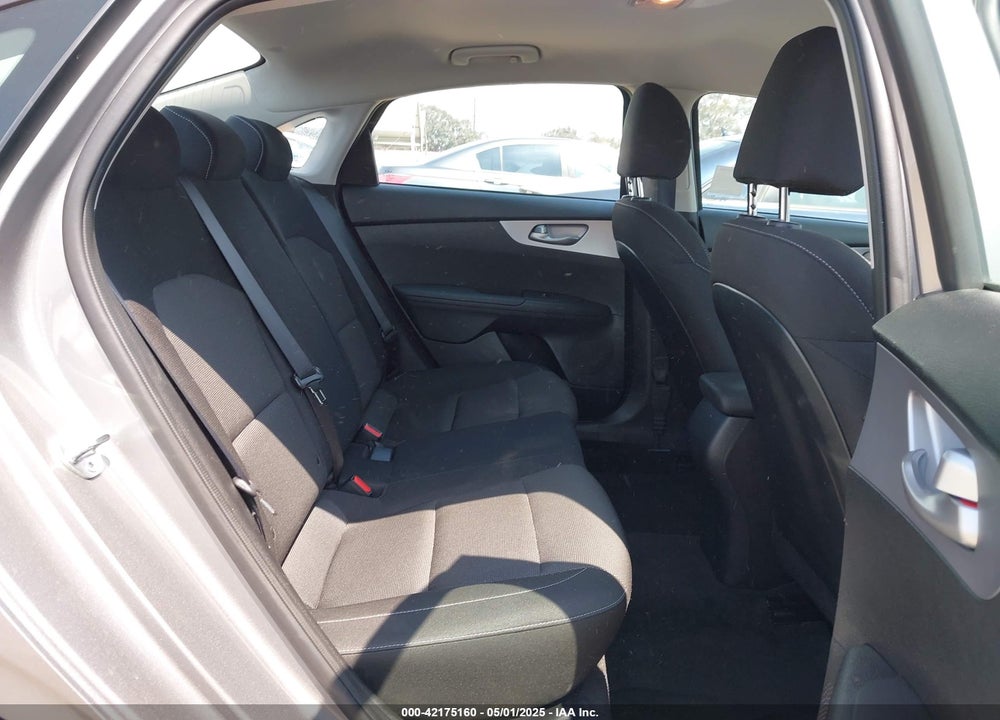 2024 KIA FORTE LXS VIN: 3KPF24AD7RE837541
