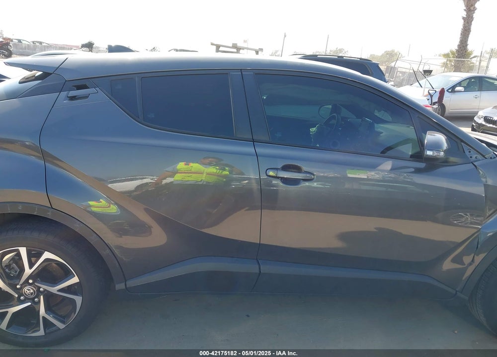2022 TOYOTA C-HR VIN: NMTKHMBX1NR144937