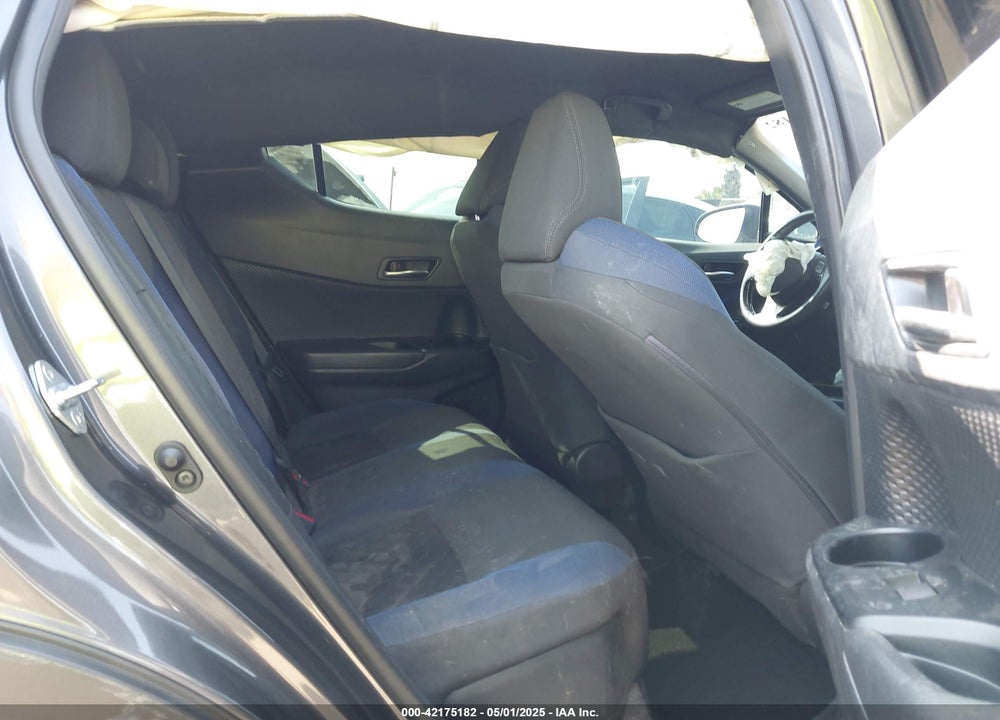 2022 TOYOTA C-HR VIN: NMTKHMBX1NR144937