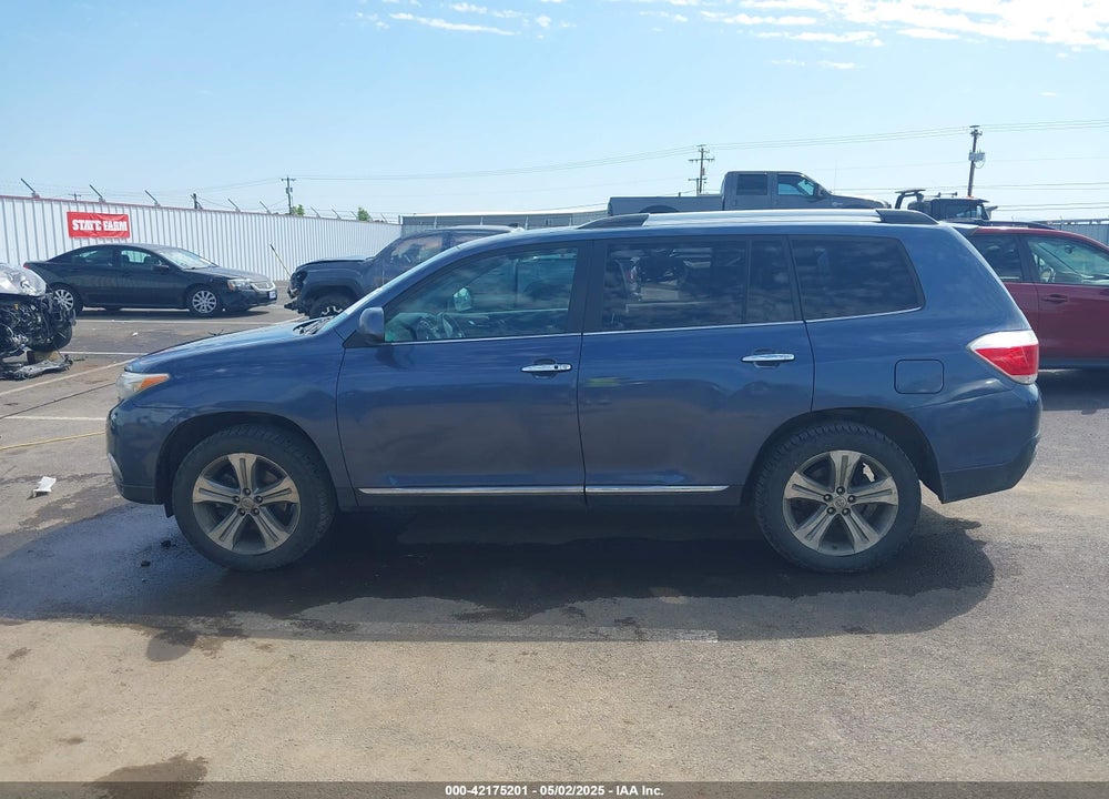 2011 TOYOTA HIGHLANDER VIN: 5TDDK3EH1BS053446