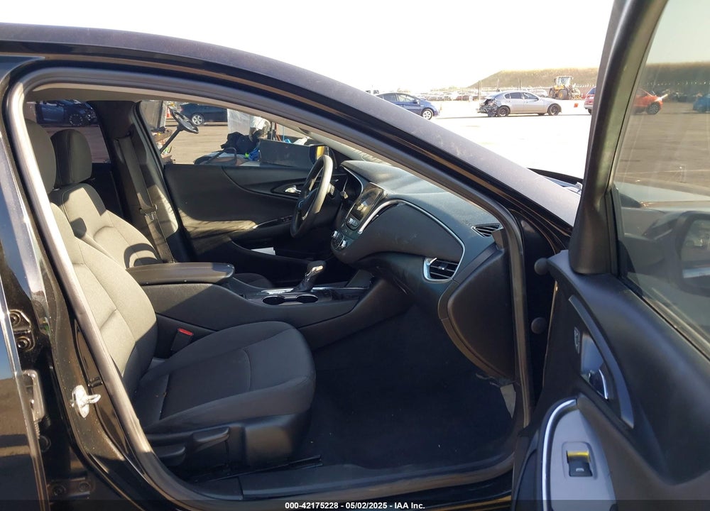 2021 CHEVROLET MALIBU VIN: 1G1ZD5ST3MF069499
