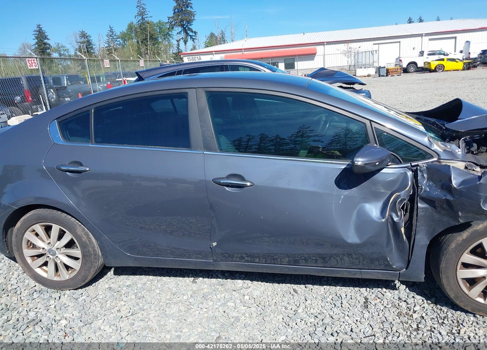 2014 KIA FORTE VIN: KNAFX4A83E5112901