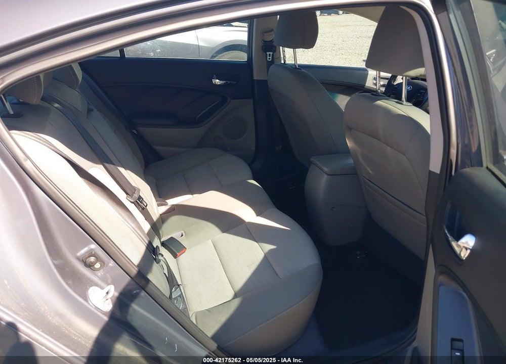 2014 KIA FORTE VIN: KNAFX4A83E5112901