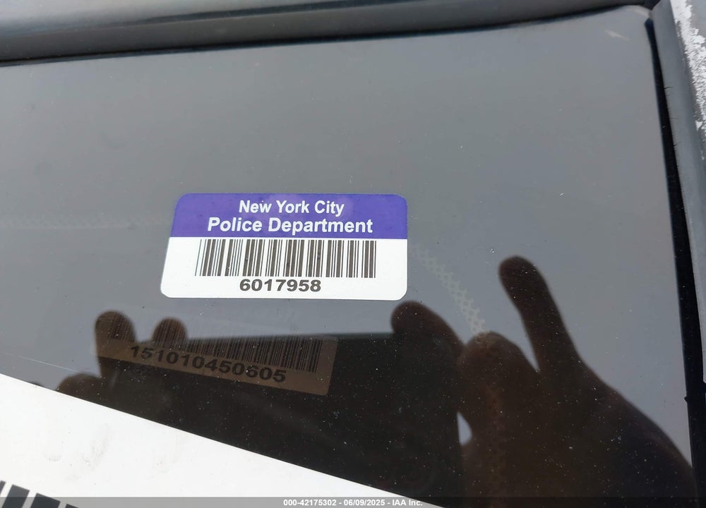 2005 CHRYSLER 300 300C AWD VIN: 2C3AK63H35H638544
