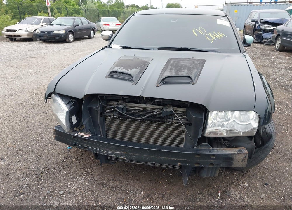 2005 CHRYSLER 300 300C AWD VIN: 2C3AK63H35H638544