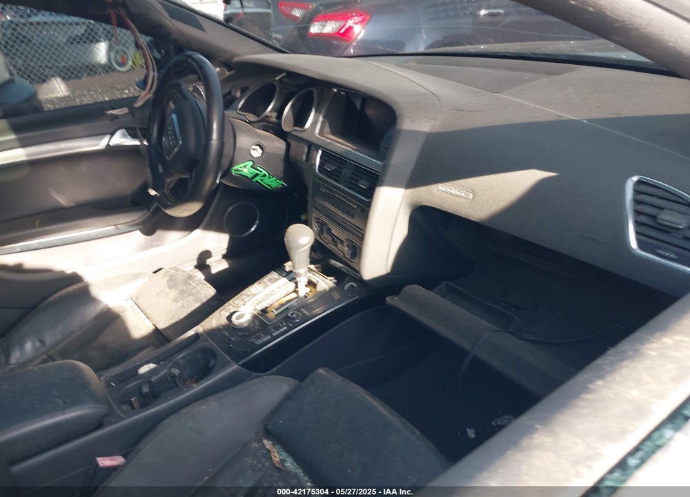 2009 AUDI S5 VIN: WAURV78T79A006396