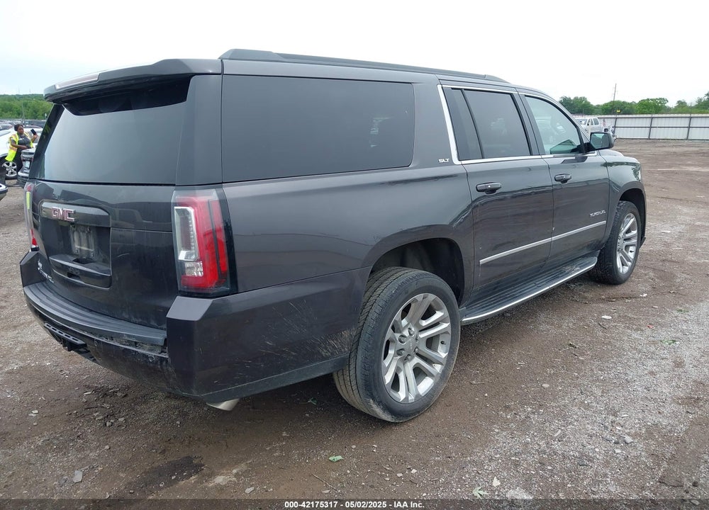2017 GMC YUKON XL SLT VIN: 1GKS1GKC0HR382497