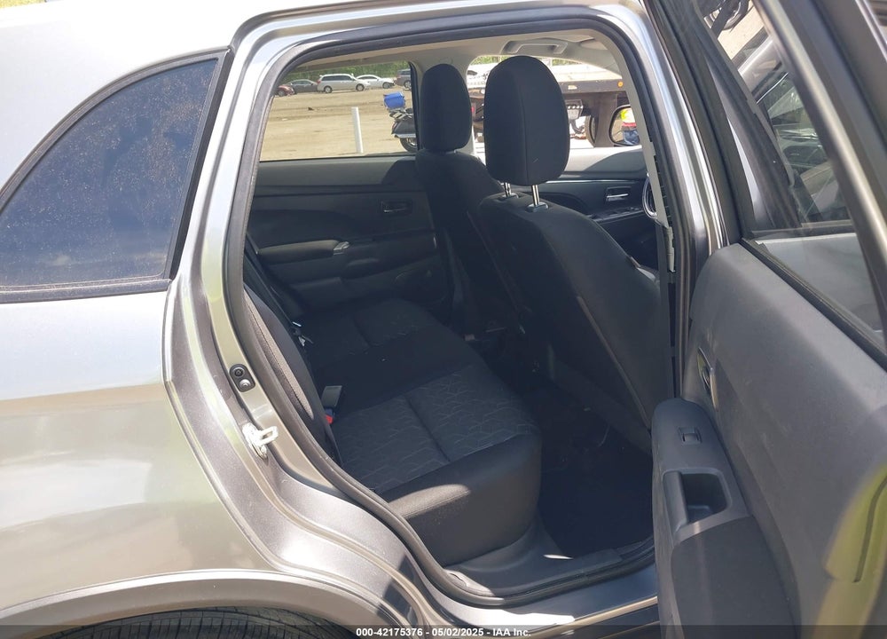 2023 MITSUBISHI OUTLANDER SPORT VIN: JA4ARUAU5PU013679