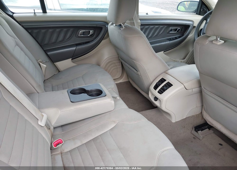 2011 FORD TAURUS VIN: 1FAHP2DW9BG122431