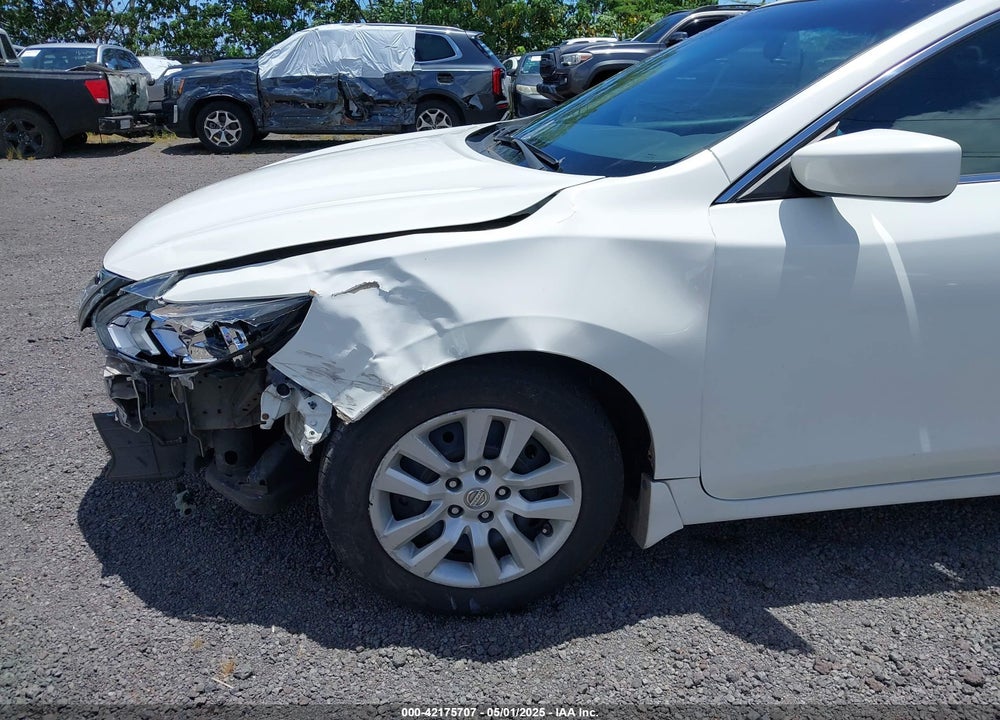 2017 NISSAN ALTIMA VIN: 1N4AL3AP1HN312406