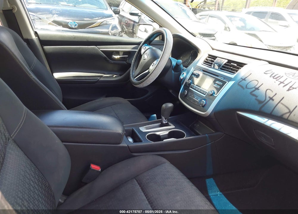 2017 NISSAN ALTIMA VIN: 1N4AL3AP1HN312406