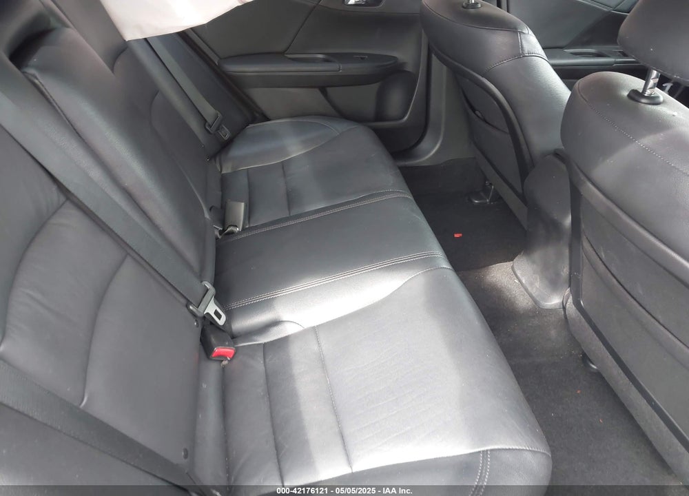 2014 HONDA ACCORD VIN: 1HGCR2F53EA038875