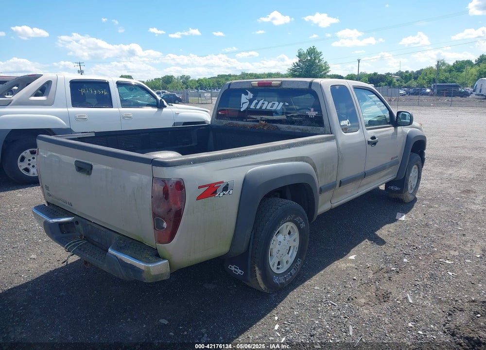 2004 CHEVROLET COLORADO LS VIN: 1GCDT196648111231