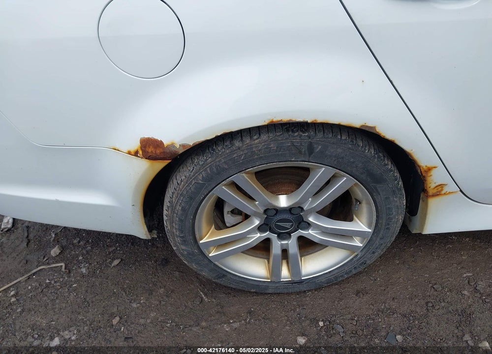 2008 PONTIAC G8 VIN: 6G2ER57738L122199