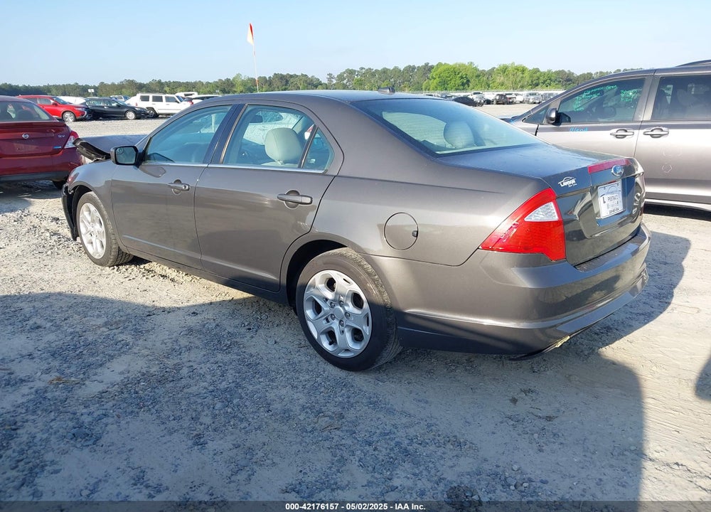 2011 FORD FUSION VIN: 3FAHP0HA5BR247969